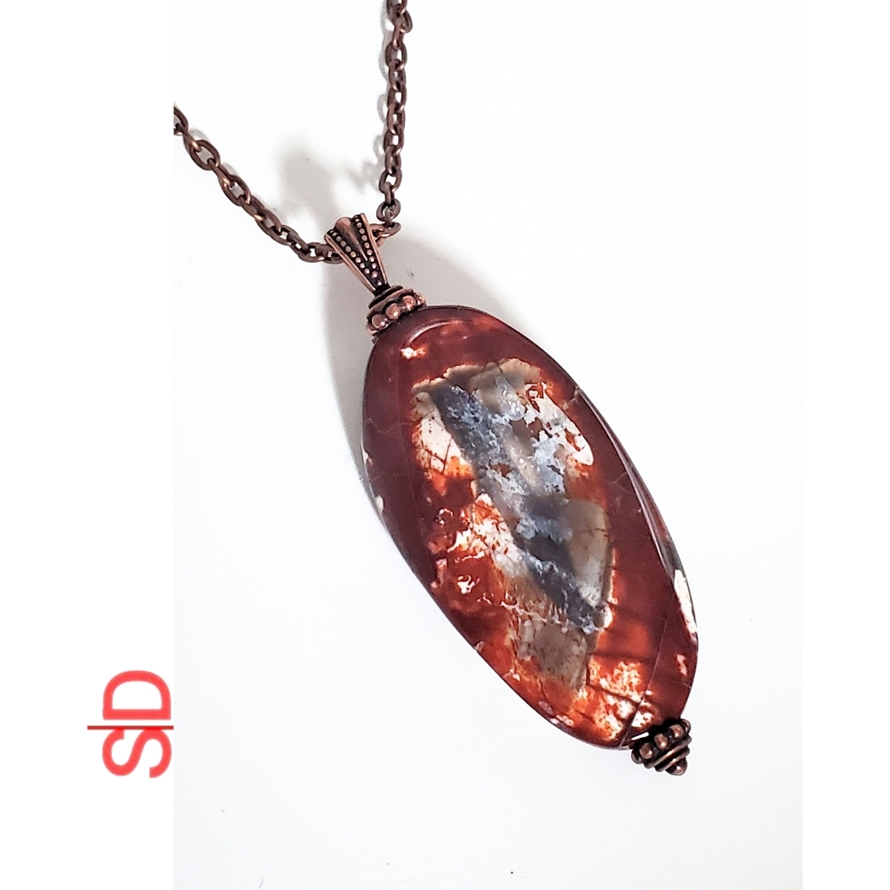 Resin pendant (No chain)